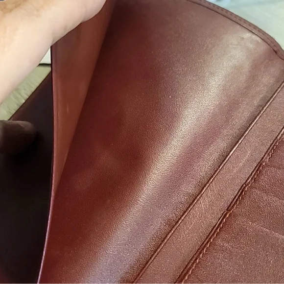Vintage Cartier Bordeaux Bifold Long
Wallet in EUC - Picture 14 of 14